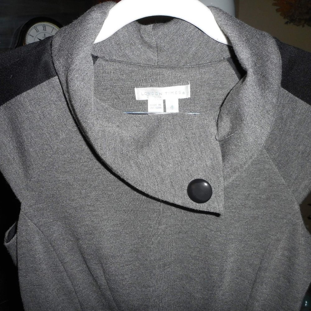 BOGO FREE, London Times Grey and Black knit dress, size 4 - Picture 7 of 11